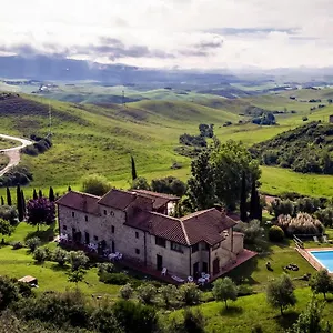 agriturismo-lucestraia.it-tuscanyhotel.com/
